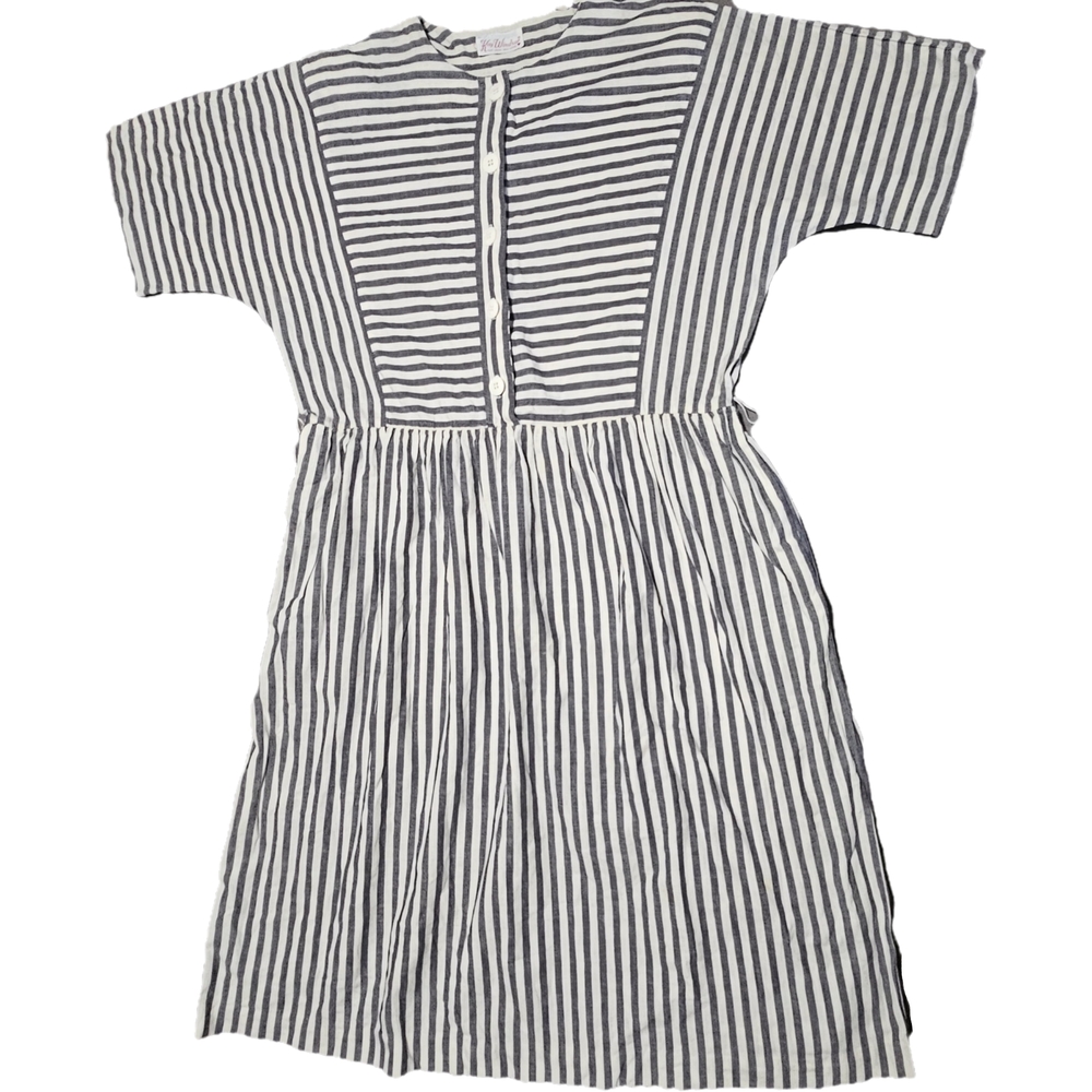 Vintage Striped Dark Gray and White Dress With Pockets